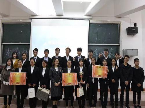 深圳华强：2024年电子元器件行业景气度有望企稳回升